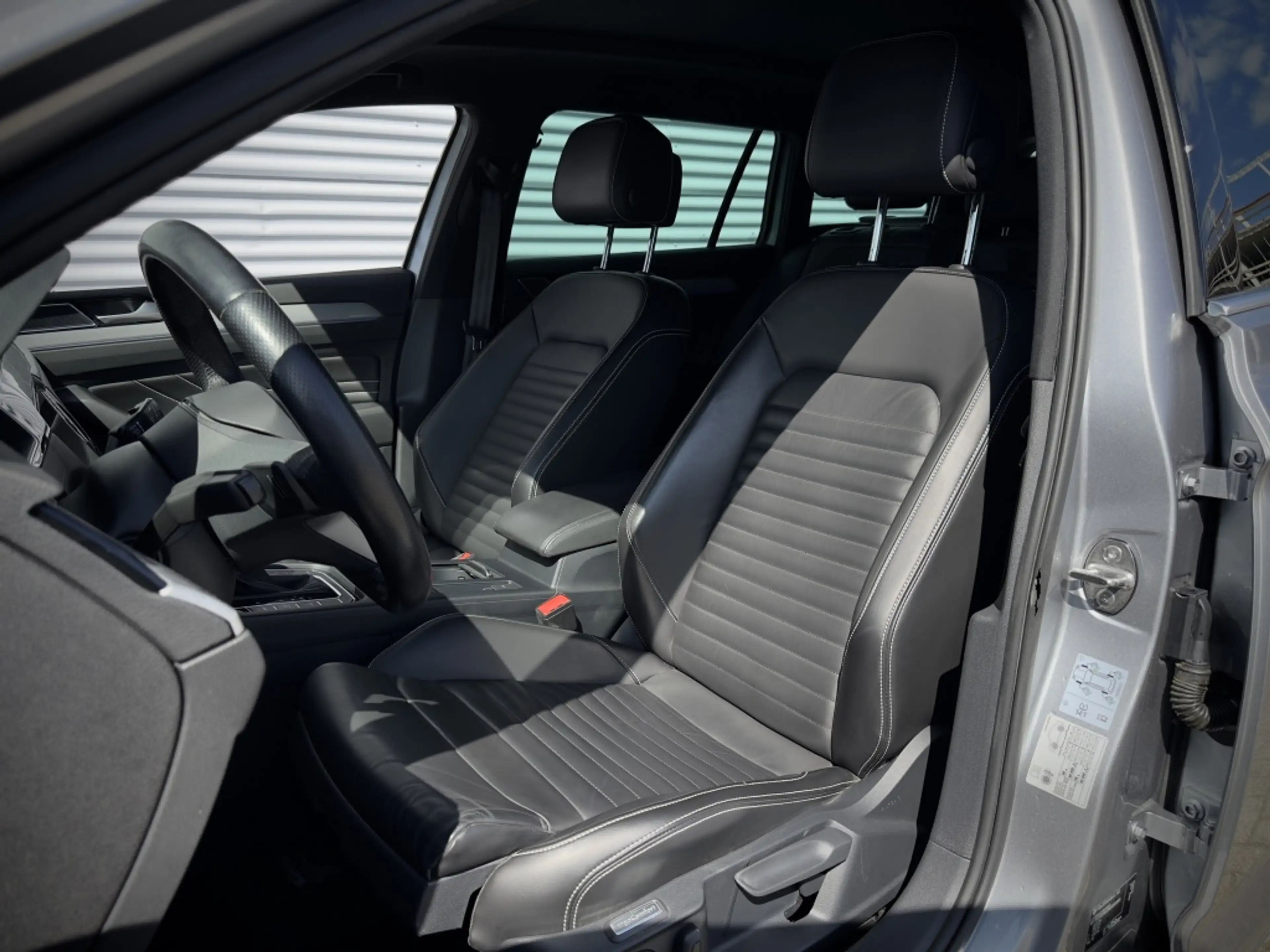 Volkswagen Passat Variant GTE | Panorama | Trekhaak | Leder | Ergoactive | I — photo 7