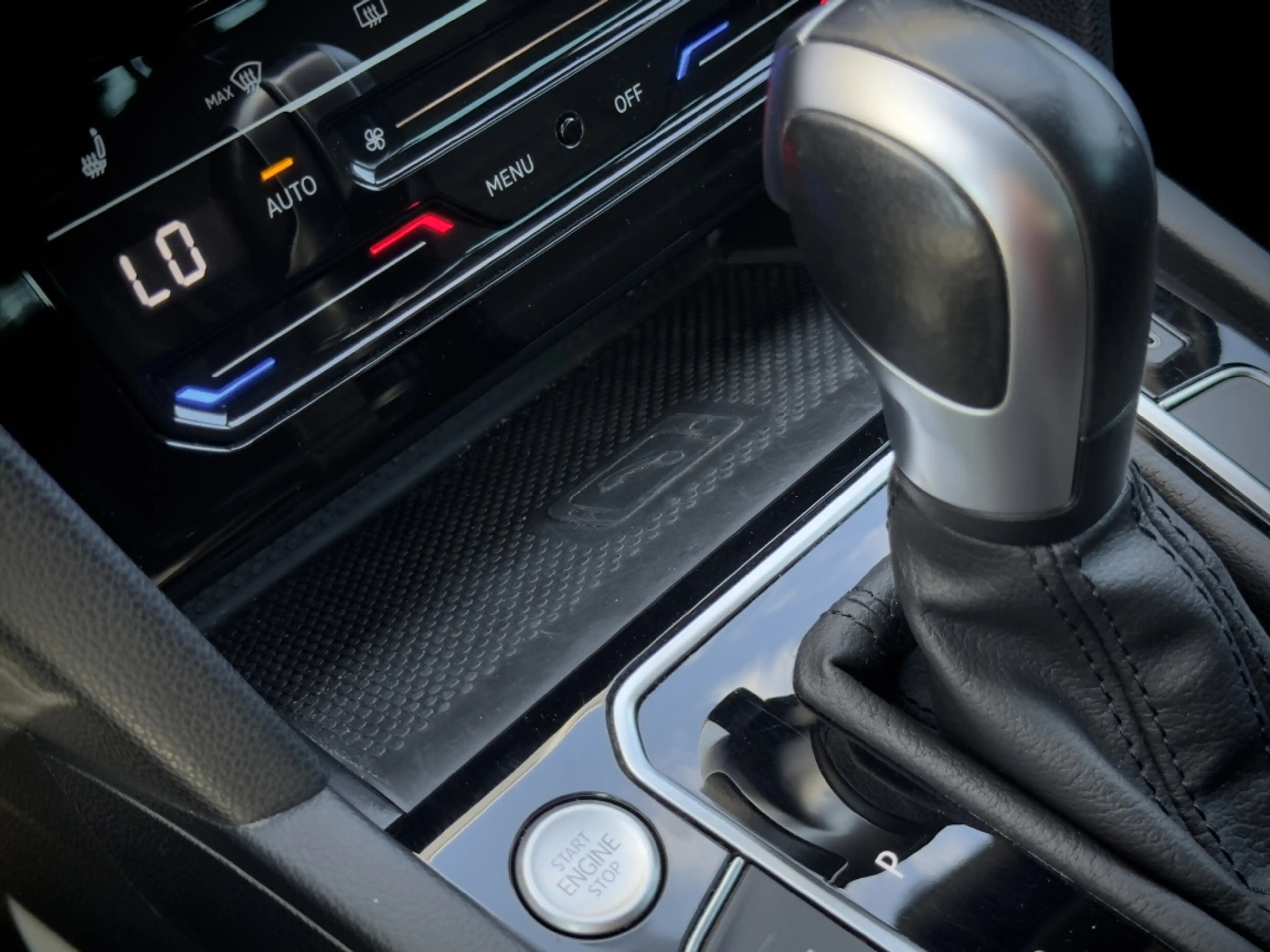 Volkswagen Passat Variant GTE | Panorama | Trekhaak | Leder | Ergoactive | I — photo 33