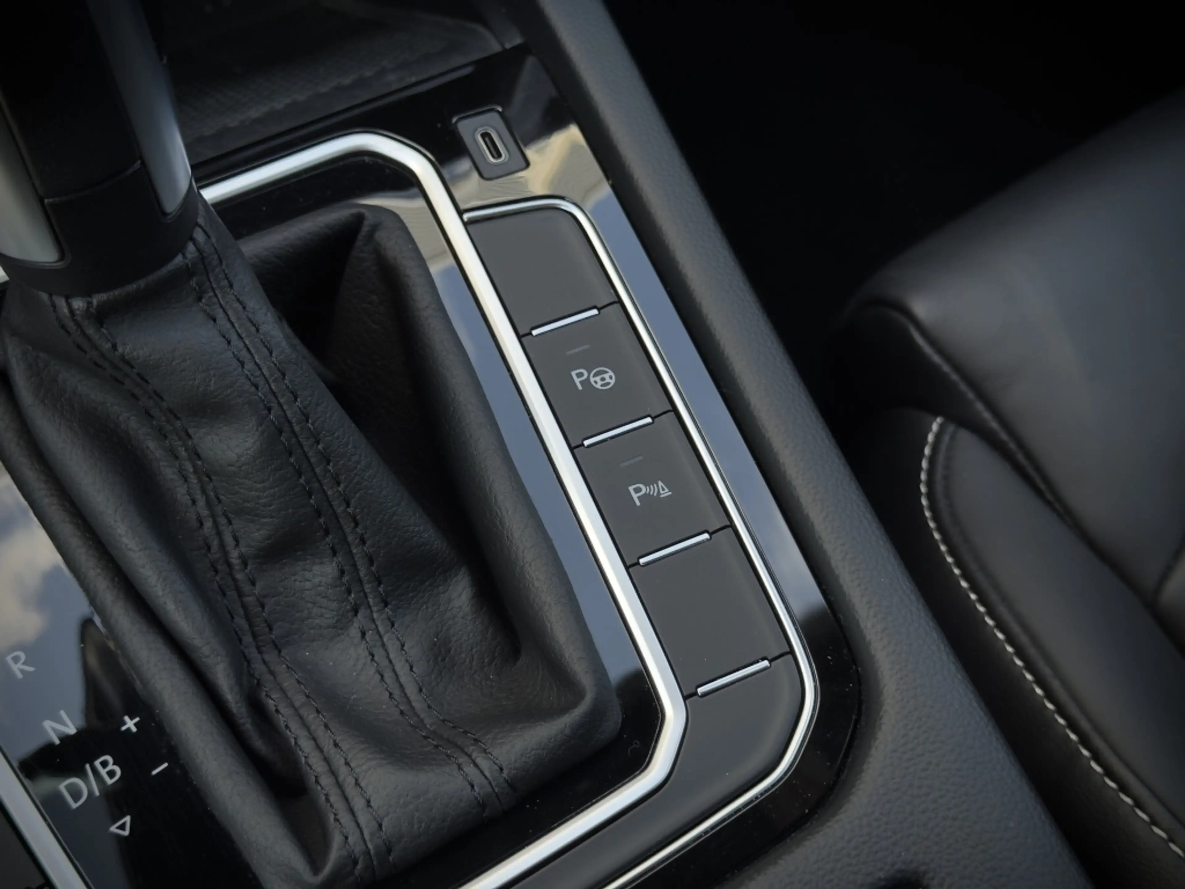 Volkswagen Passat Variant GTE | Panorama | Trekhaak | Leder | Ergoactive | I — photo 35