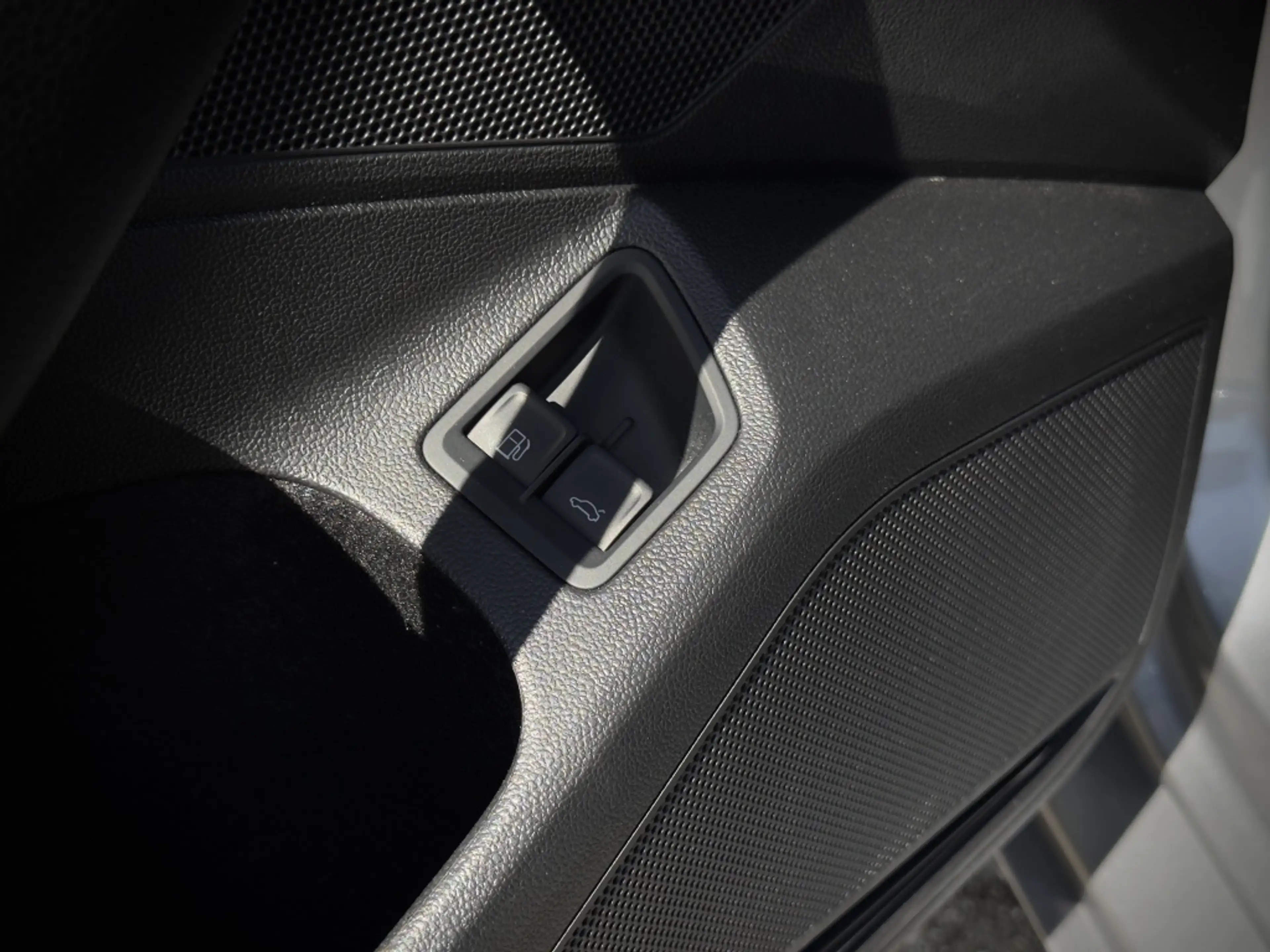Volkswagen Passat Variant GTE | Panorama | Trekhaak | Leder | Ergoactive | I — photo 48