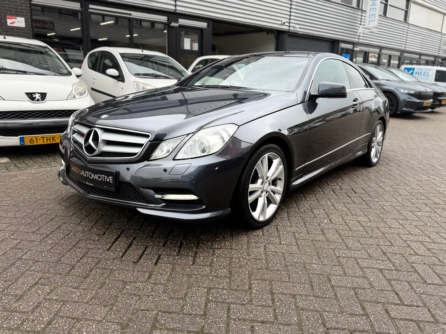Mercedes-Benz E 350 Coupé Prestige,Automaat,Pano,Navi,Gekoelde stoelen Gris - 2