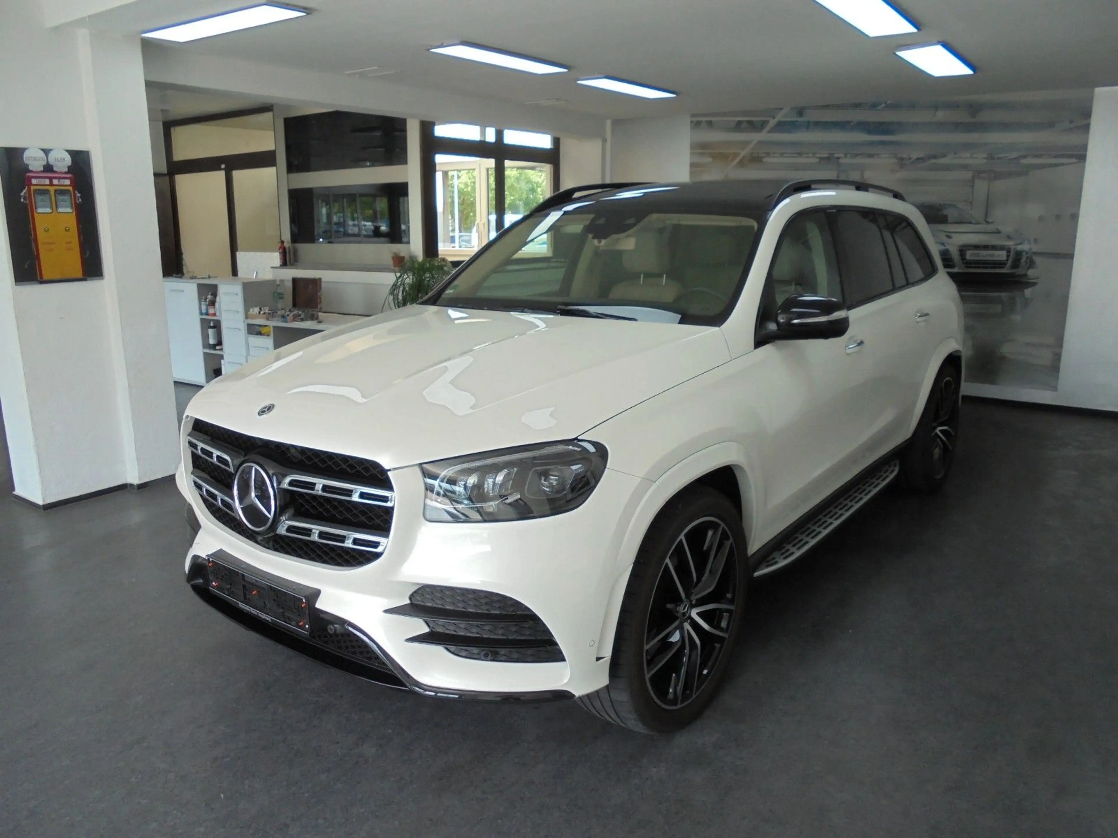 Mercedes-Benz GLS 580 GLS -Klasse GLS 580 4Matic Panorama — photo 4