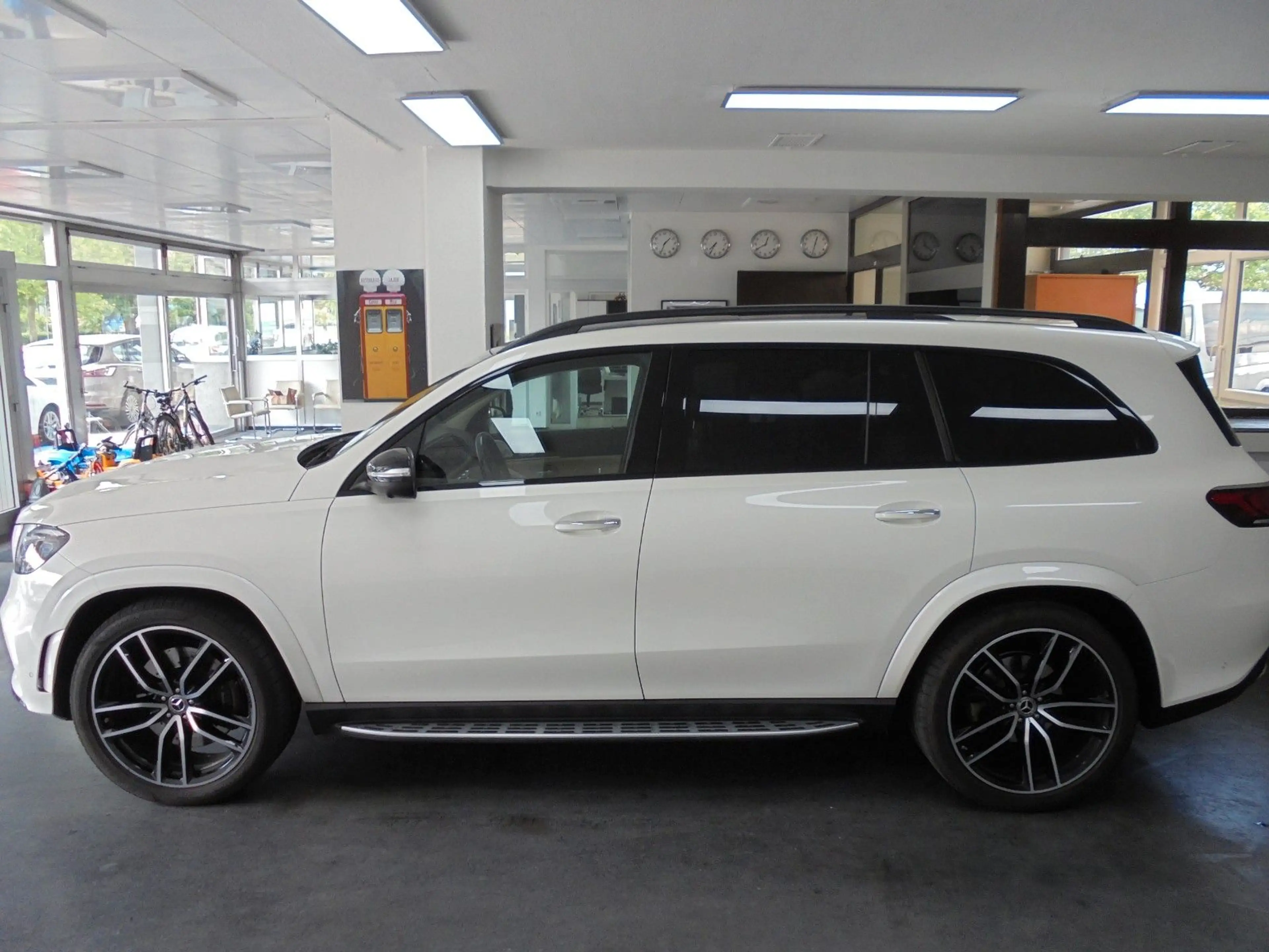 Mercedes-Benz GLS 580 GLS -Klasse GLS 580 4Matic Panorama — photo 5
