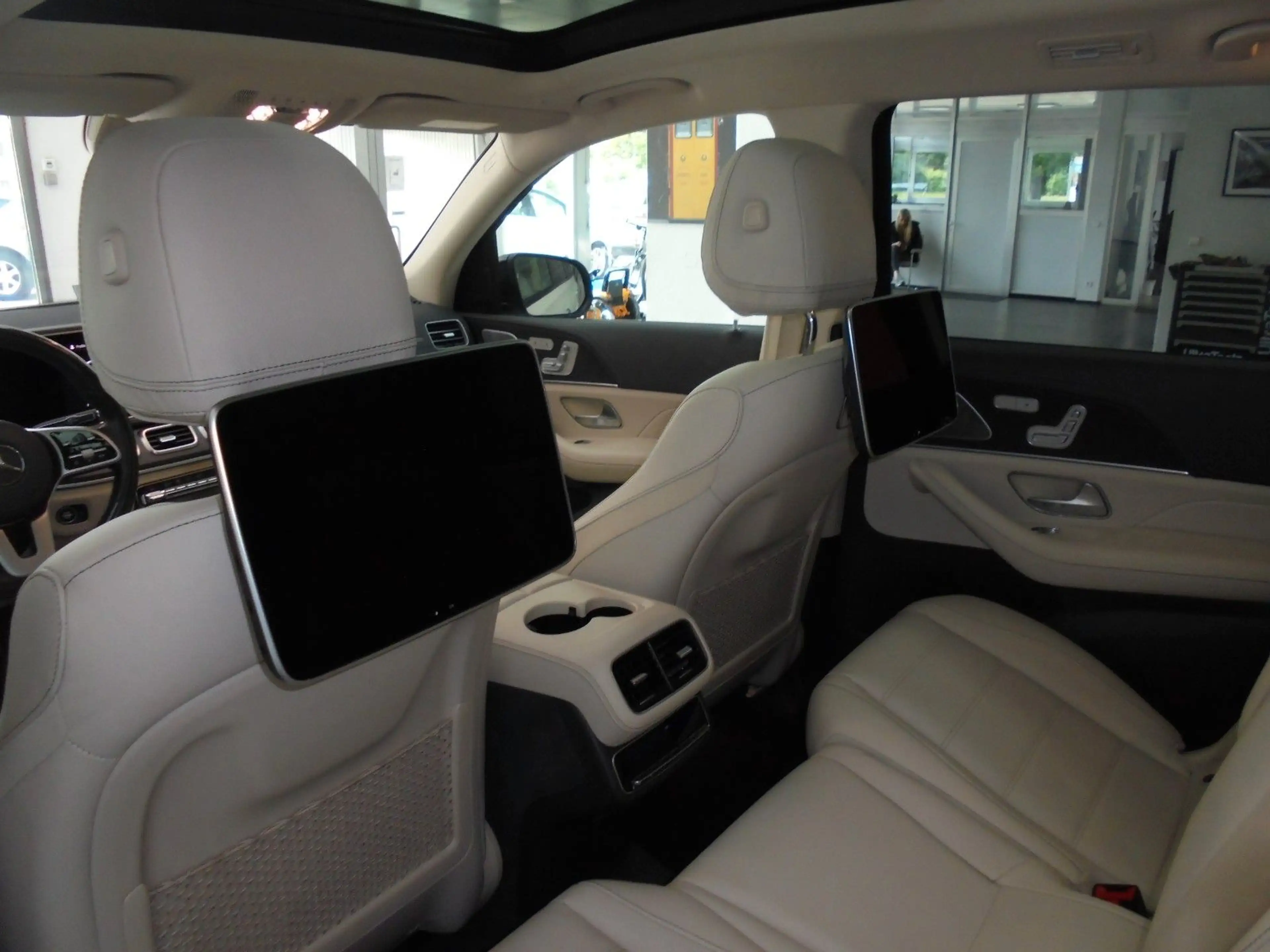 Mercedes-Benz GLS 580 GLS -Klasse GLS 580 4Matic Panorama — photo 11