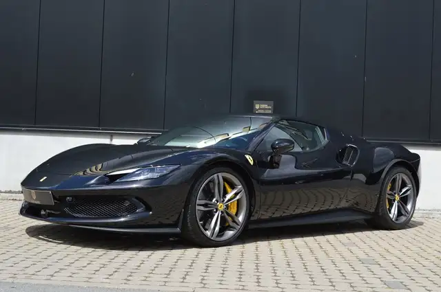 Ferrari 296 GTB 3.0 V6 Hybride 5.500 km - NEW