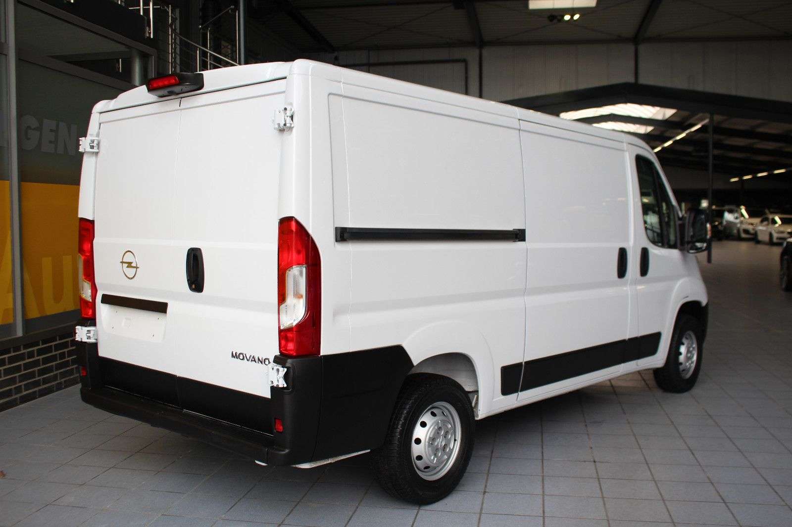 Opel Movano