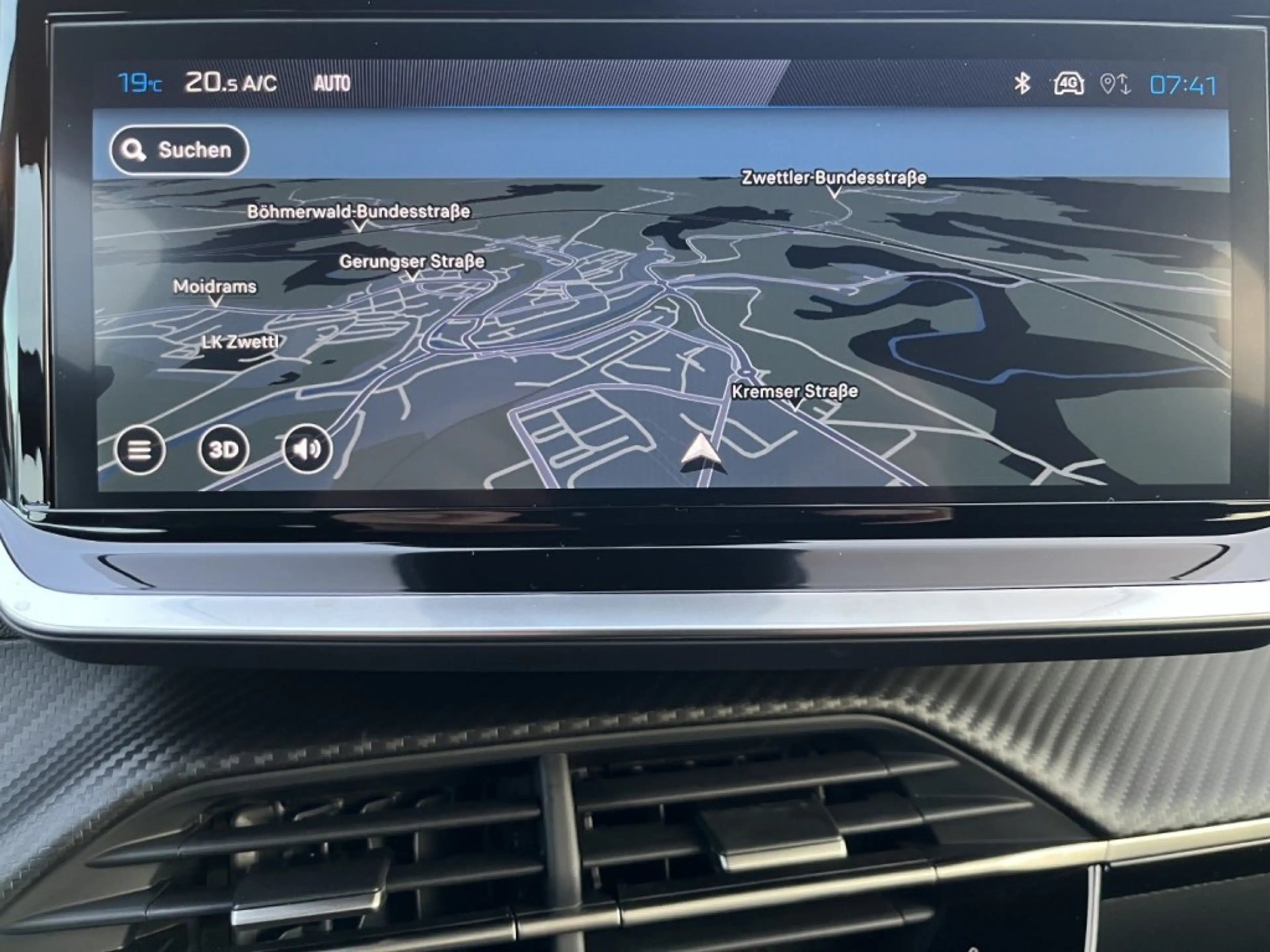 Peugeot 2008 Envy MHEV 110 e-DCS6 — photo 22