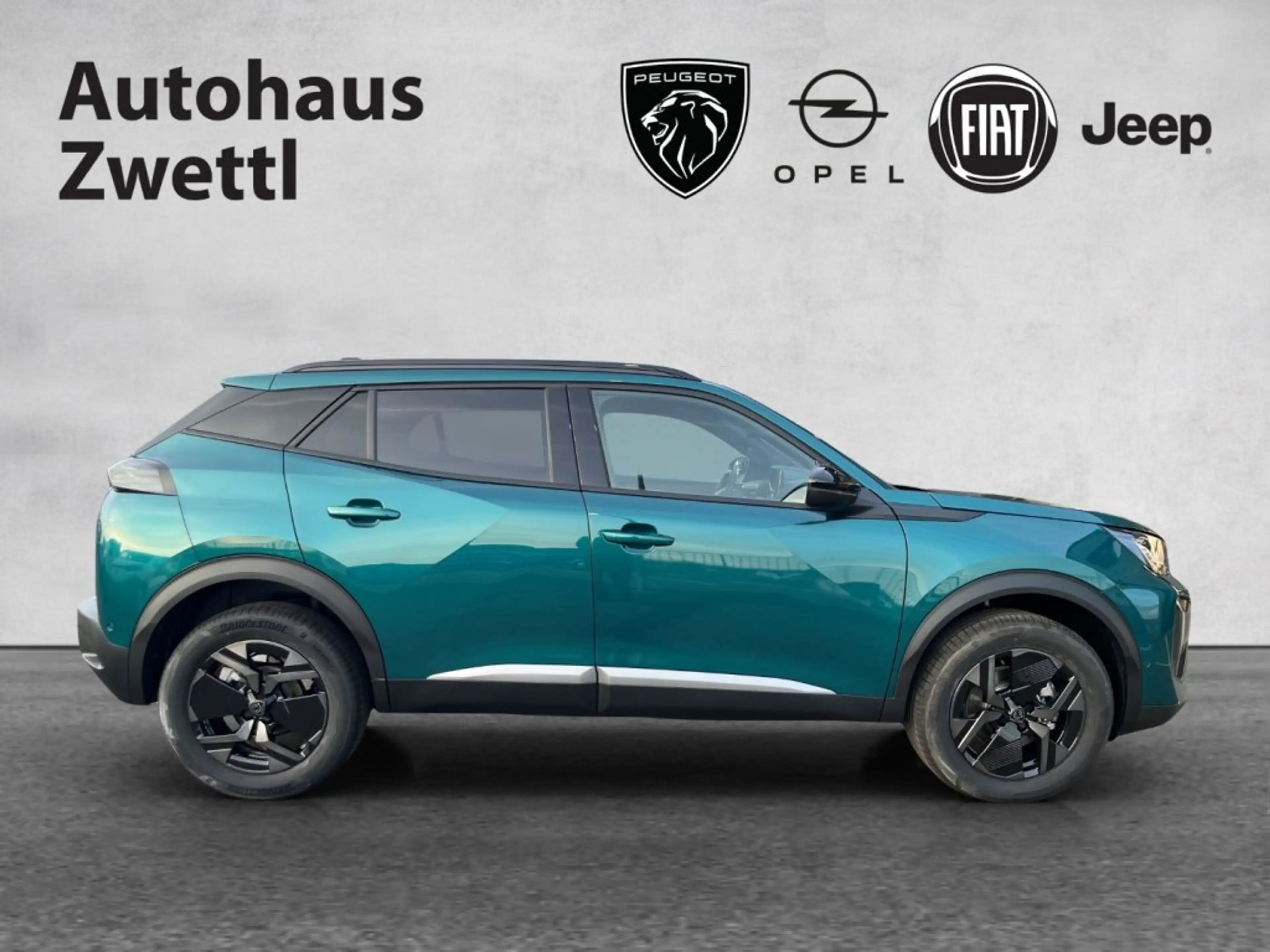 Peugeot 2008 Envy MHEV 110 e-DCS6 — photo 7