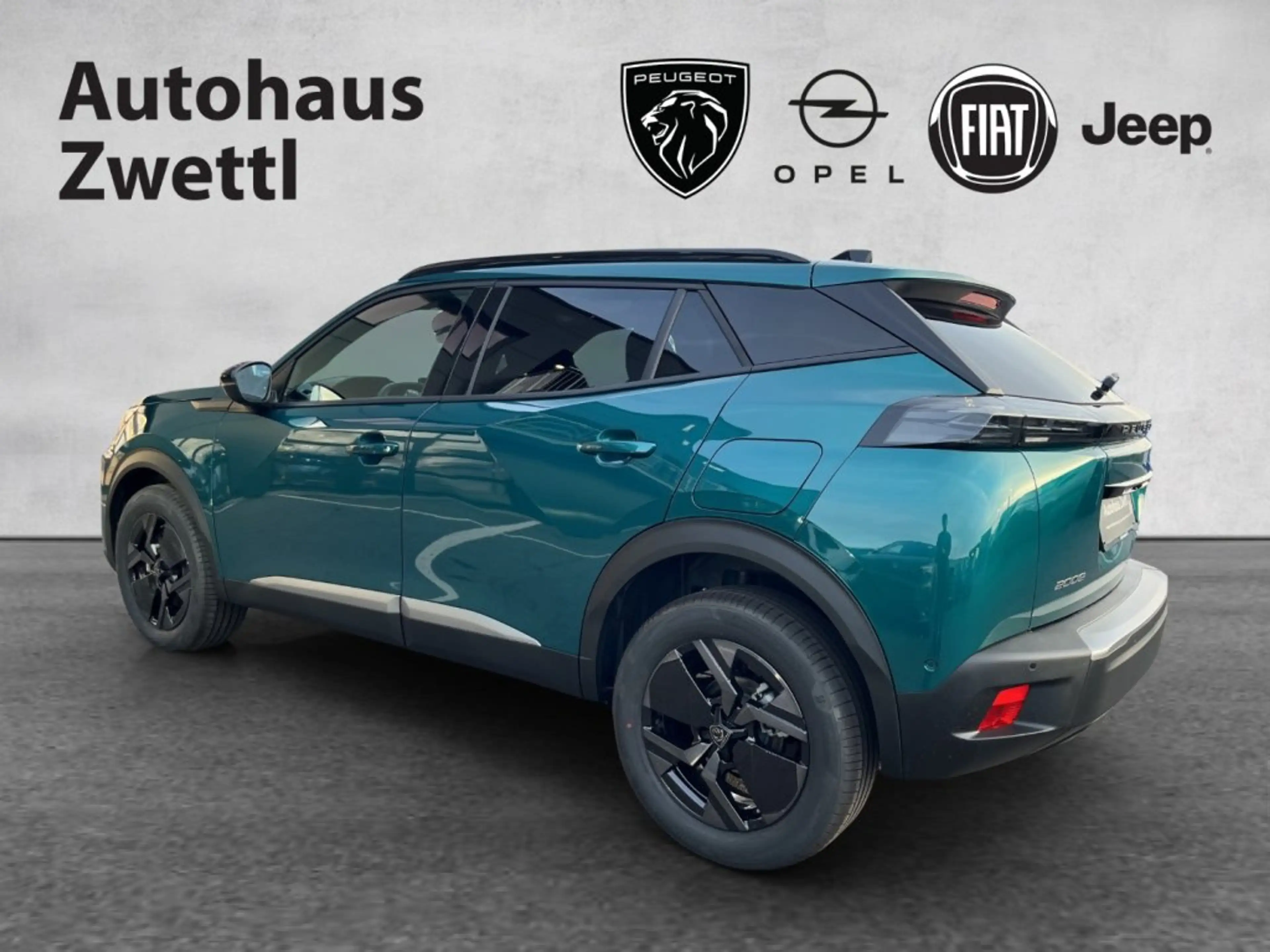 Peugeot 2008 Envy MHEV 110 e-DCS6 — photo 4