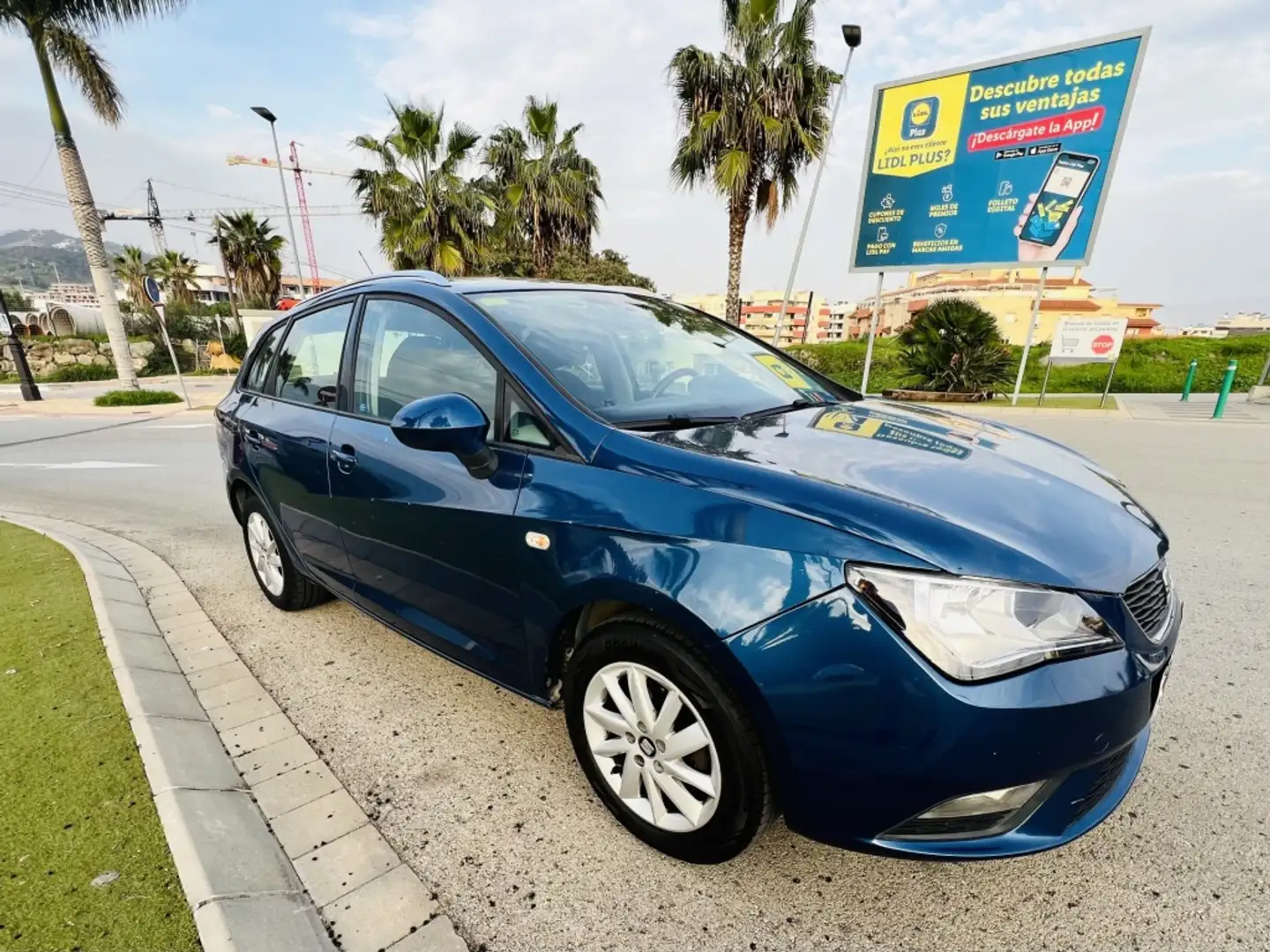 SEAT Ibiza 1.4TDI CR S&S FR 105 Azul - 2