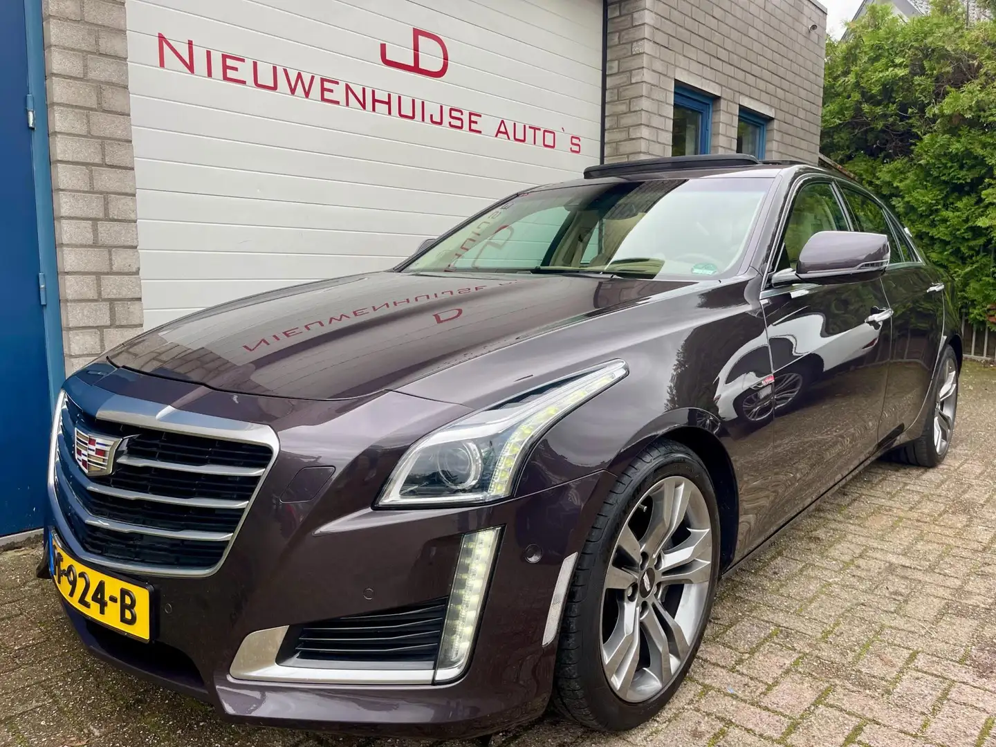 Cadillac CTS 2.0 Performance AWD, full option, 66.897km! Violet - 1