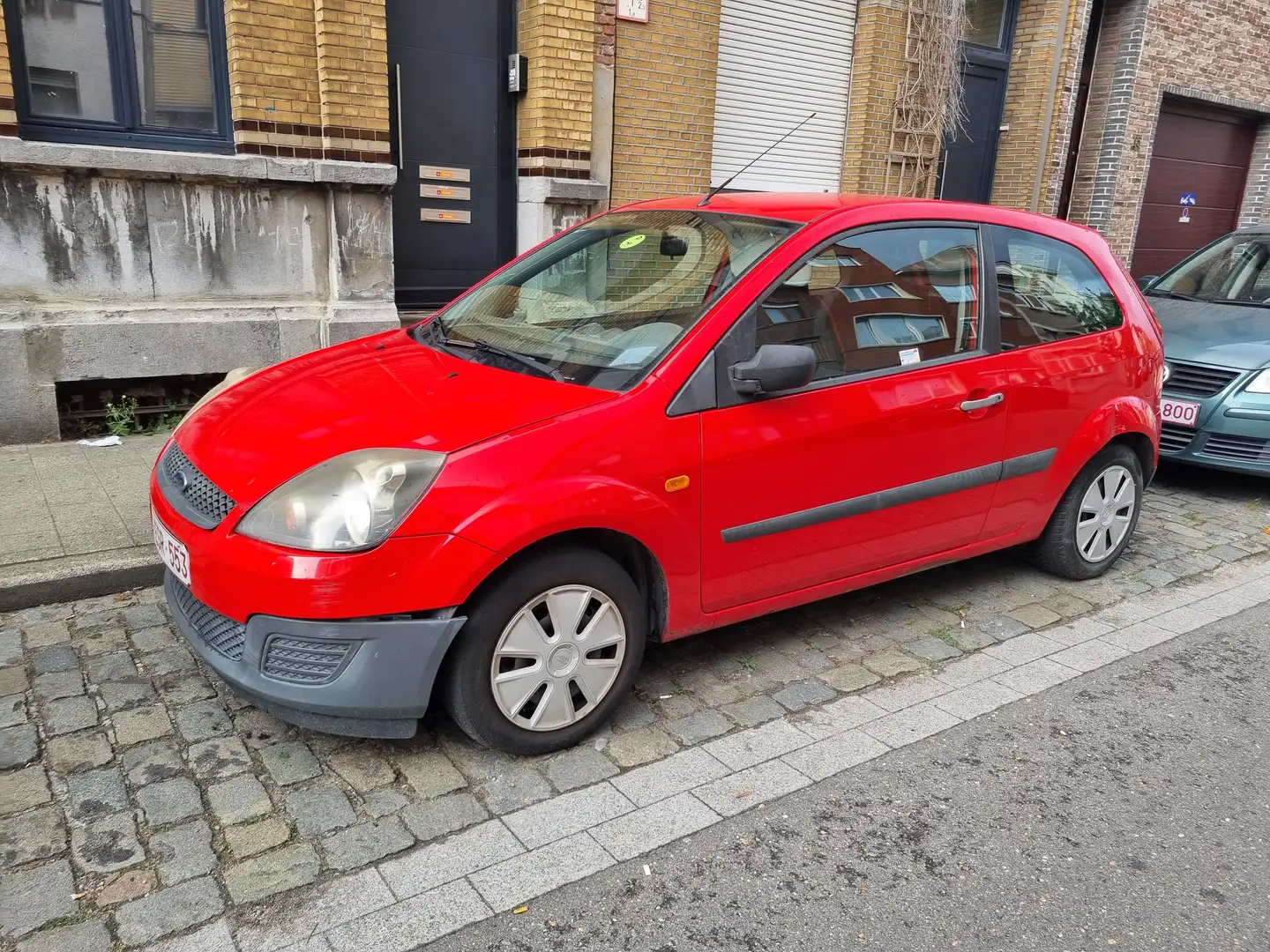 Ford Fiesta Fiesta 1.3 Ambiente Roşu - 1