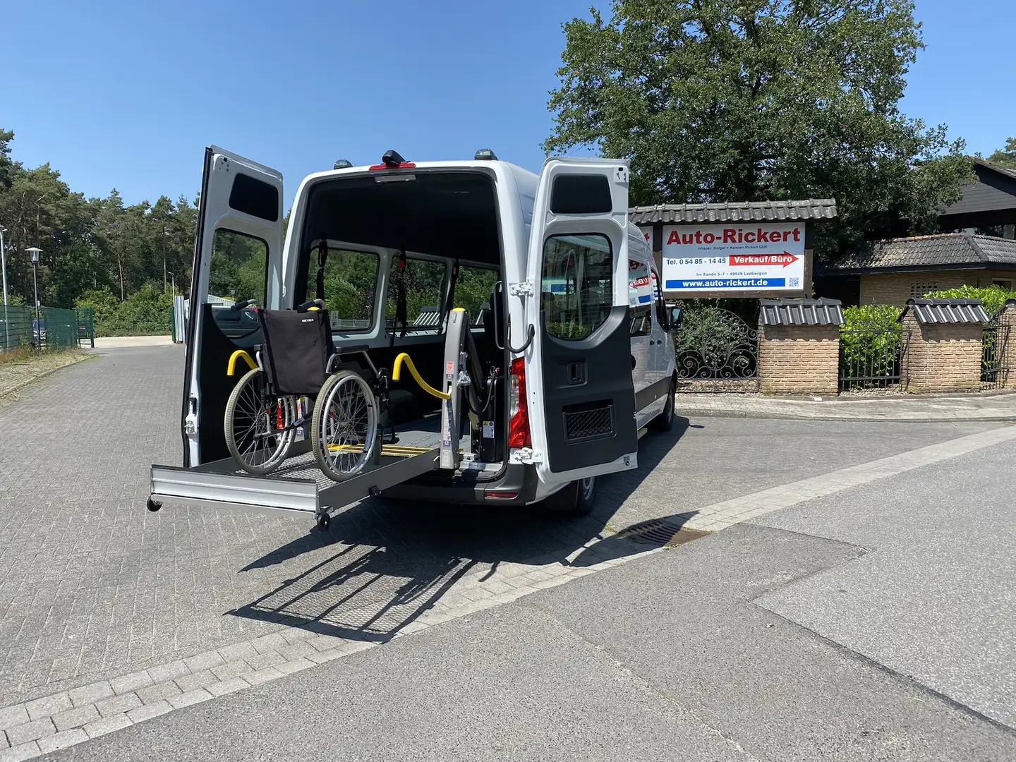 Mercedes-Benz Sprinter 315 L3, Automatik, Rollstuhlumbau, System Weiß - 1
