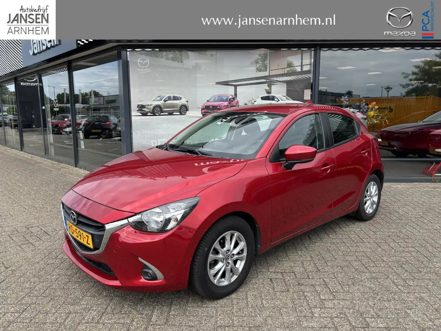 Mazda 2 1.5 Skyactiv-G Dynamic , Navi, Airco, Cruise, PDC, Rojo - 1