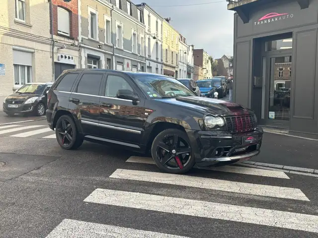 Jeep Grand Cherokee SRT8 V8 / 426 CH / 4 PNEU NEUF