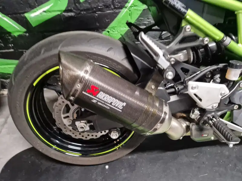 Kawasaki Z900 - foto 4