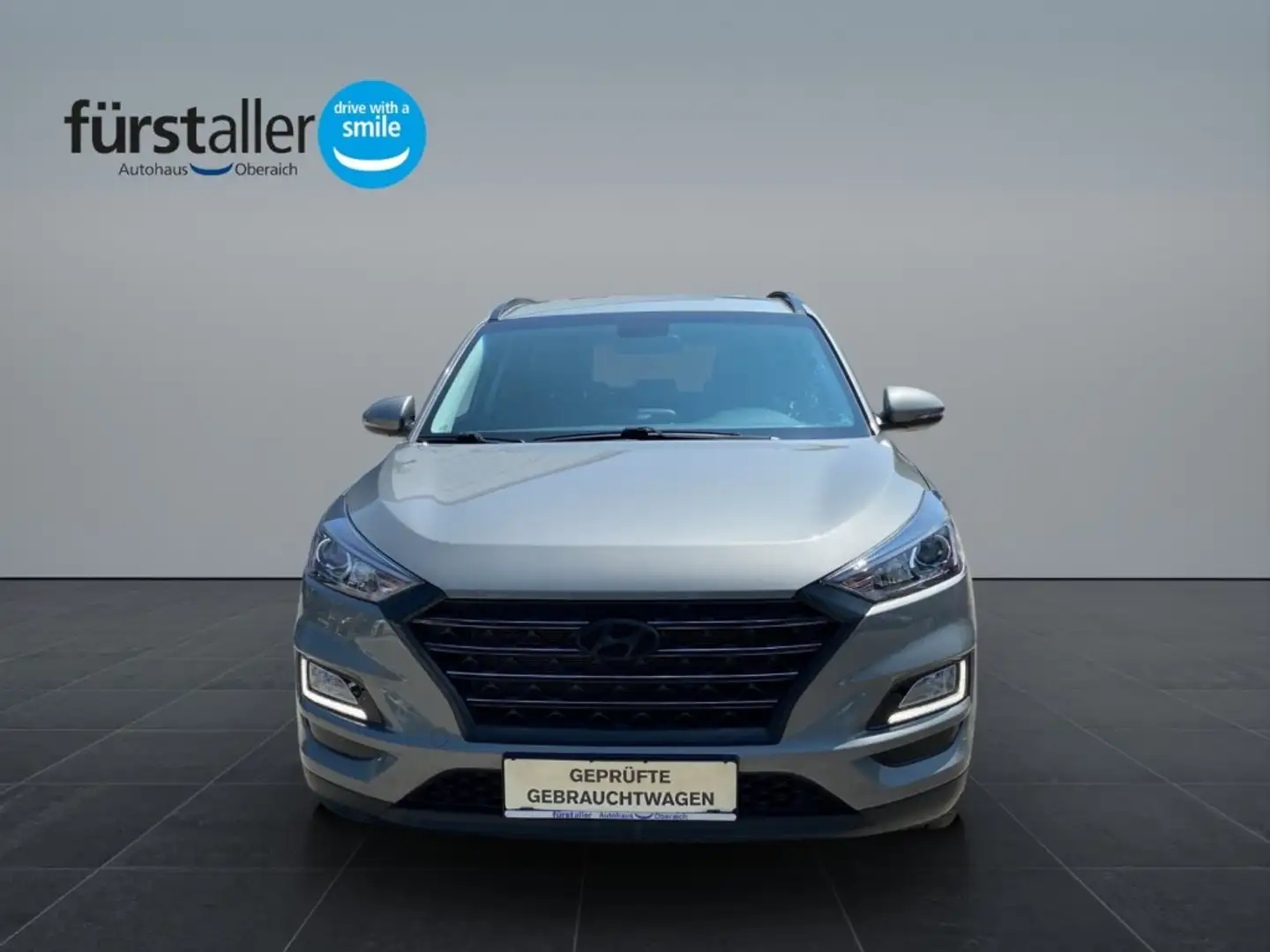 Hyundai TUCSON Level 3 Plus 1,6 GDi 2WD MT 803qq Gris - 2