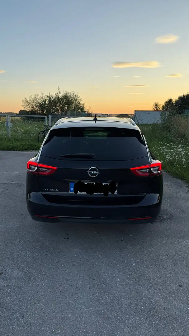 Opel Insignia Business Innovation Schwarz - 2