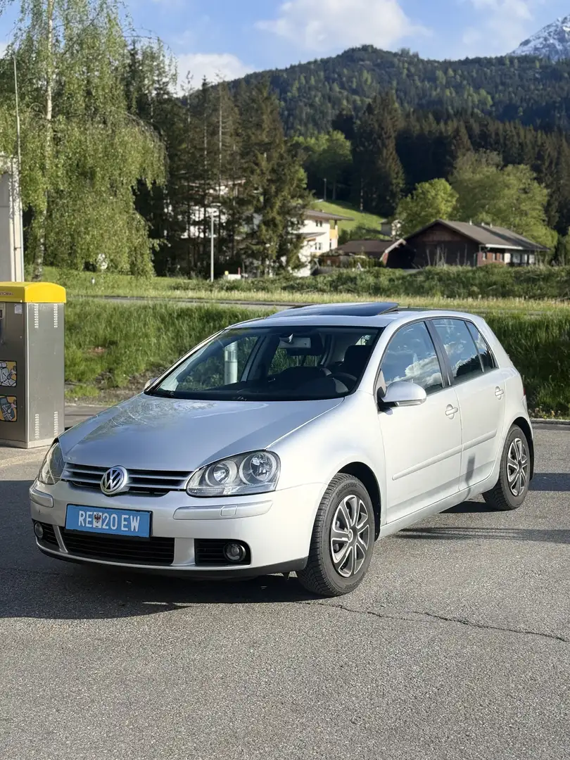 Volkswagen Golf Sportline 1,6 FSI Silber - 1
