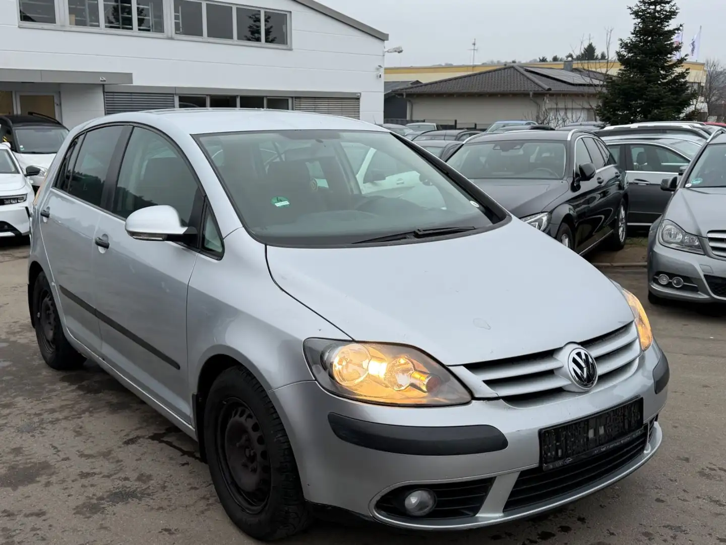 Volkswagen Golf Plus V Trendline*TÜV*5/2027*1.6*KLIMA* Silber - 1
