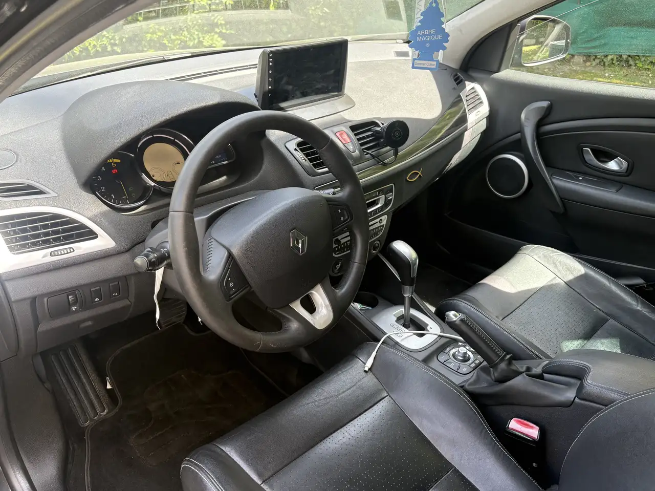 Renault Megane Grandtour — photo 3