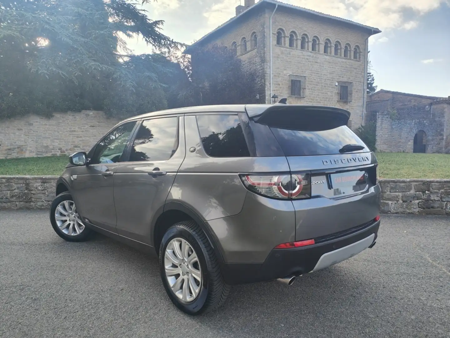 Land Rover Discovery Sport 2.0TD4 Pure 4x4 Aut. 180 Gris - 2