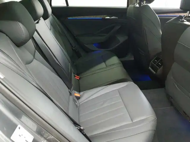 Skoda Superb view 15