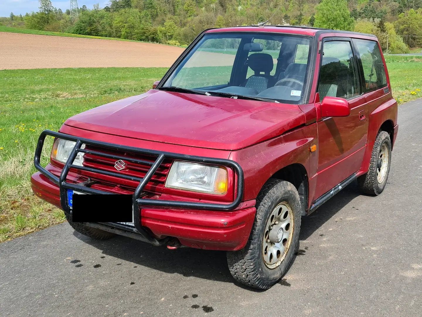 Suzuki Vitara Rot - 1