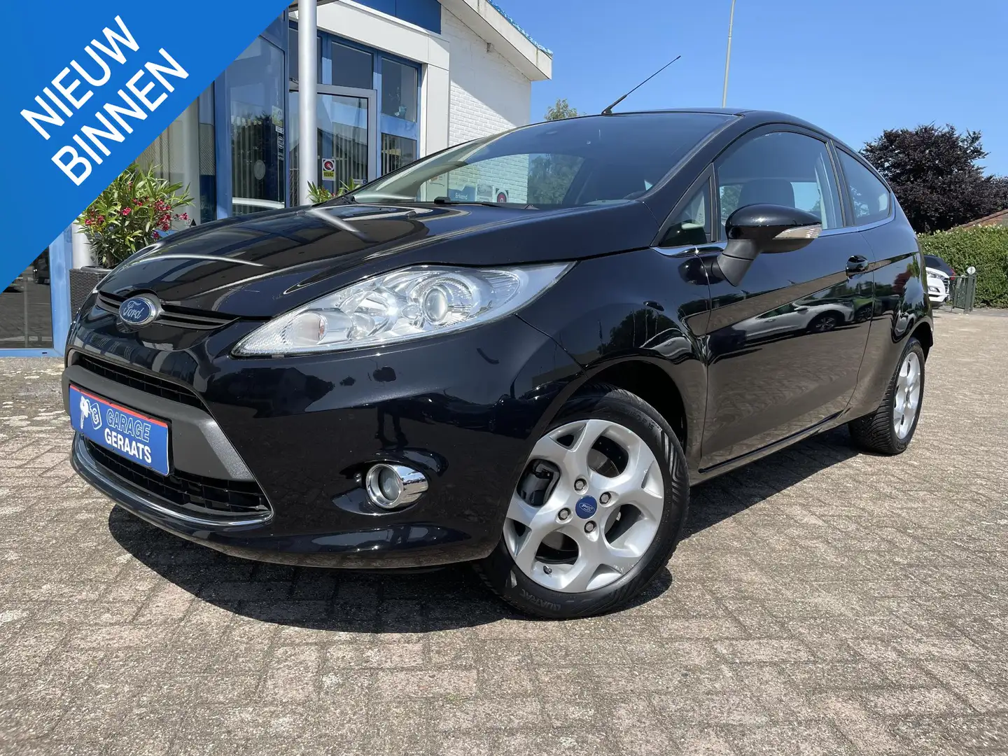 Ford Fiesta 1.25 Titanium | Nieuwe distributieriem, Geregelde Noir - 1