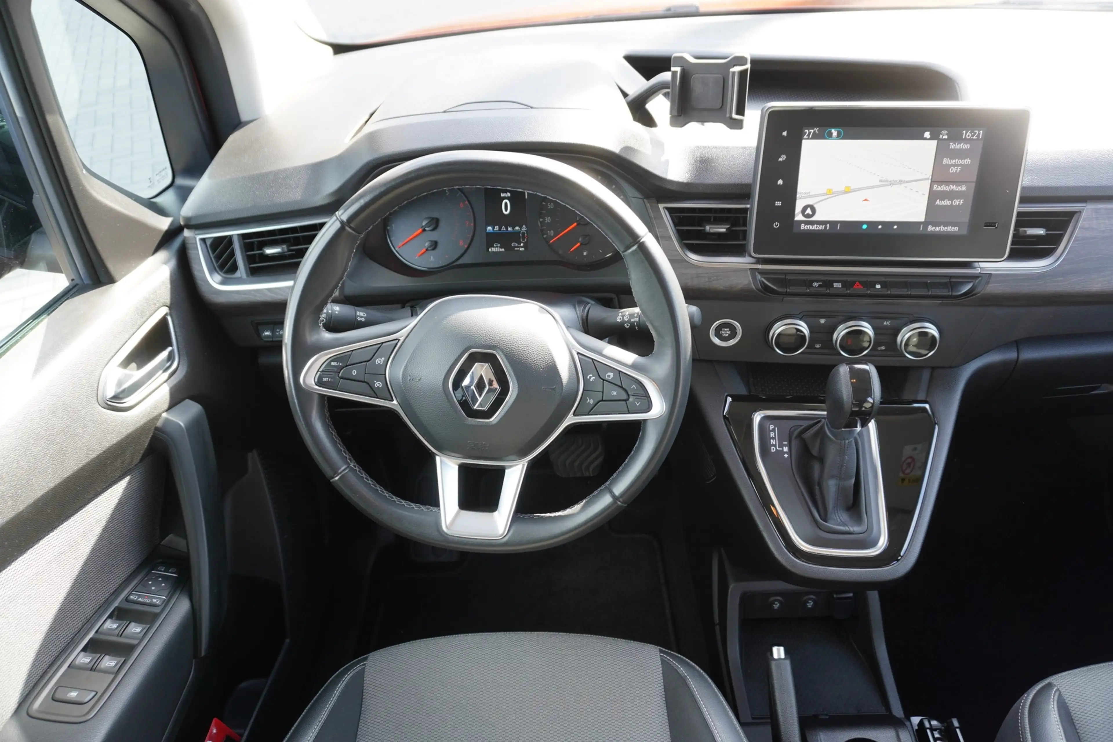 Renault Kangoo 1.3 TCE Techno LED Navi AHK Kamera PDC — photo 14