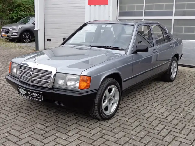 Mercedes-Benz 190 2.0 E Nette auto 2e eigenaar
