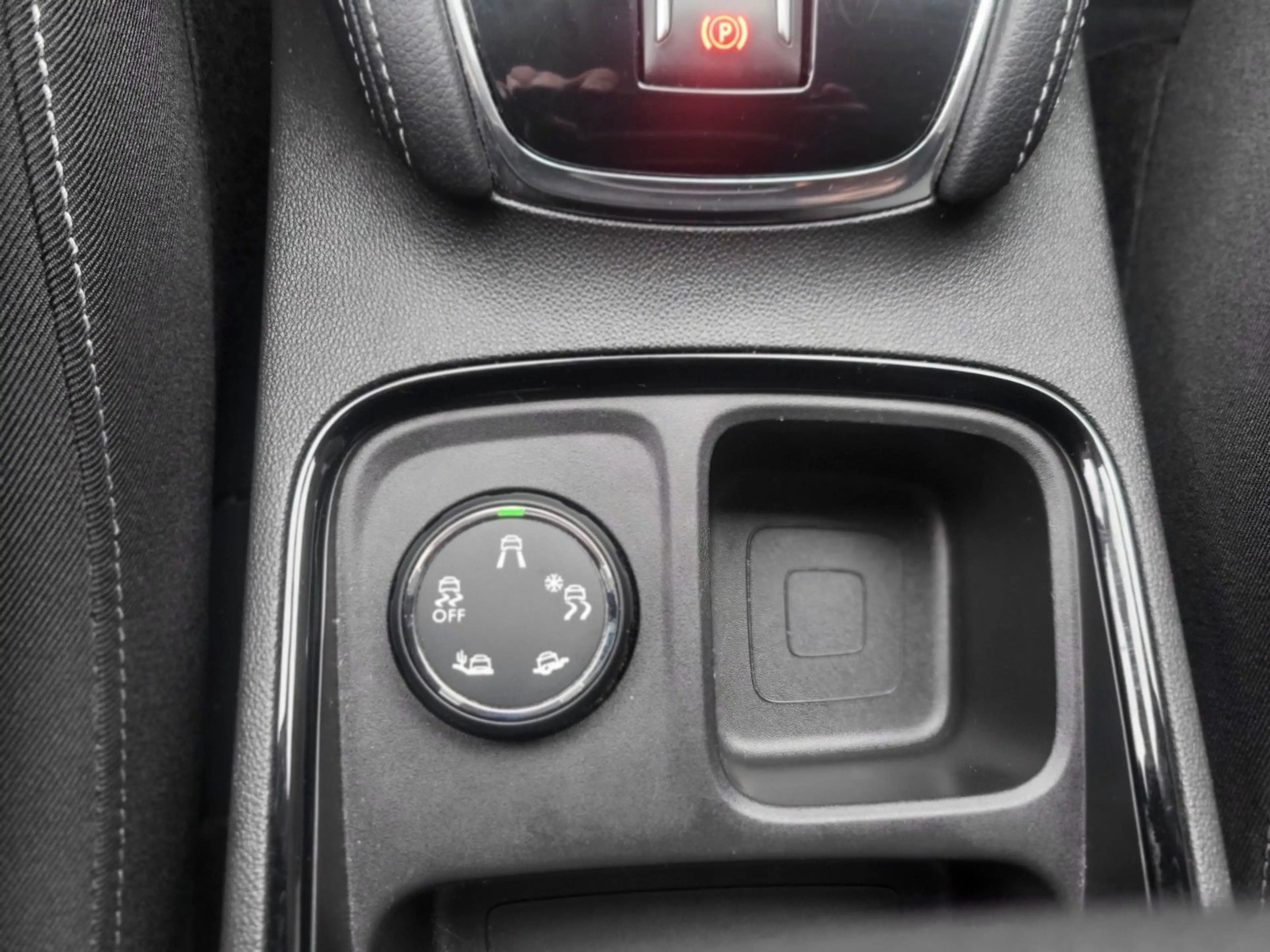 Opel Grandland X Edition "Design-Paket" aus 1.Hand — photo 13