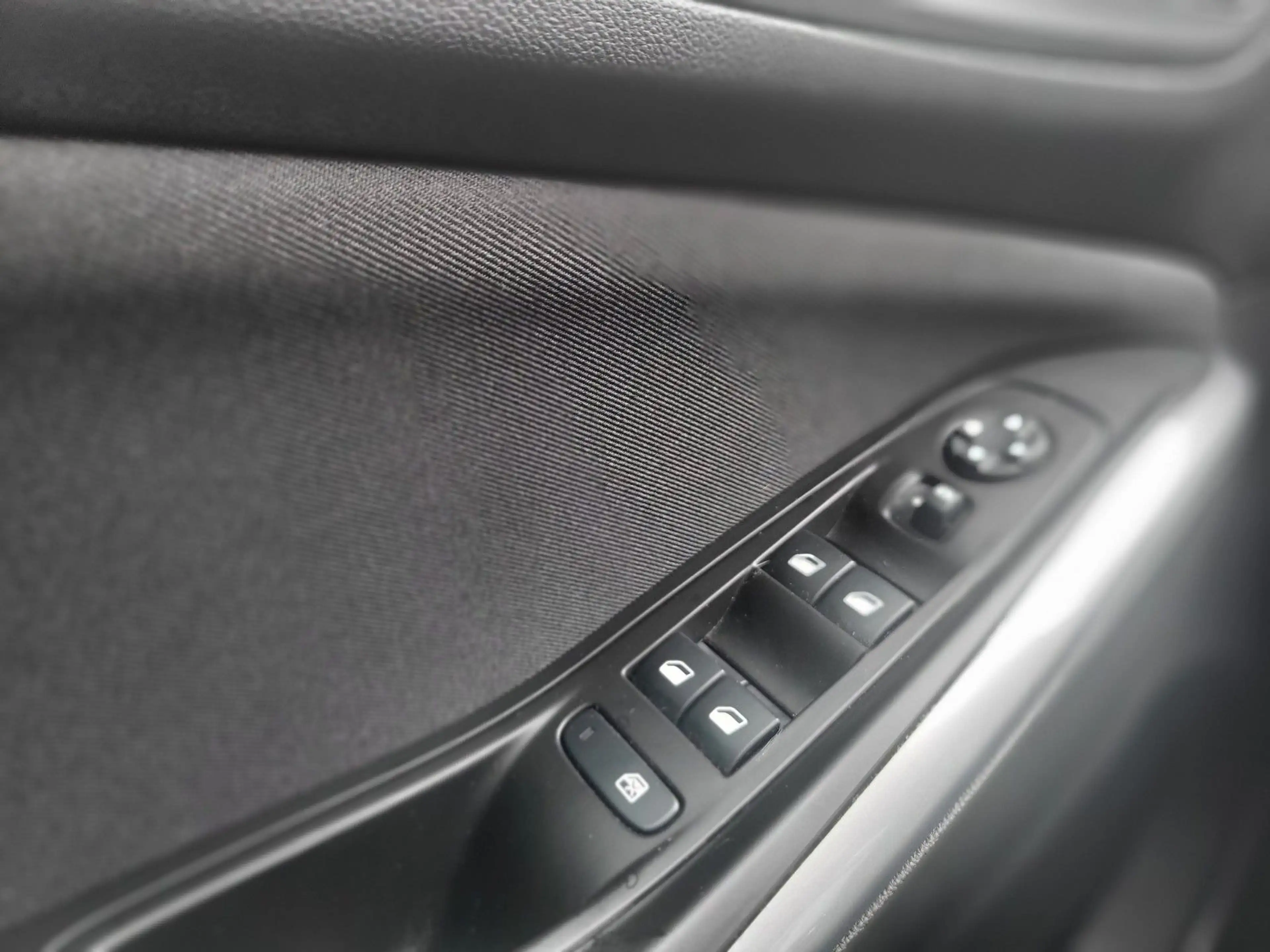 Opel Grandland X Edition "Design-Paket" aus 1.Hand — photo 14