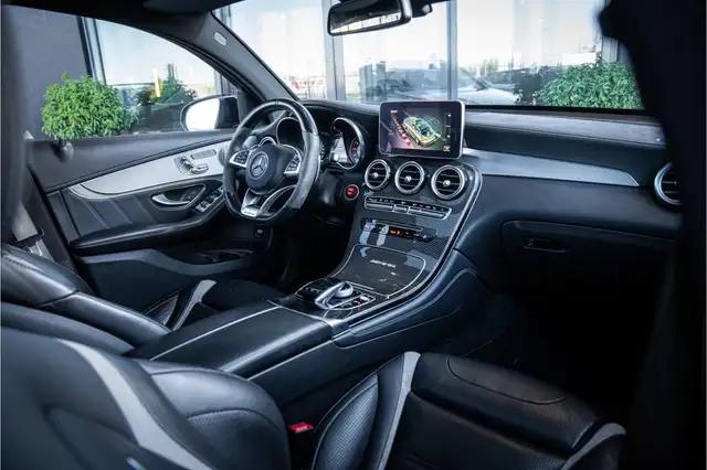 Mercedes-Benz GLC view 10