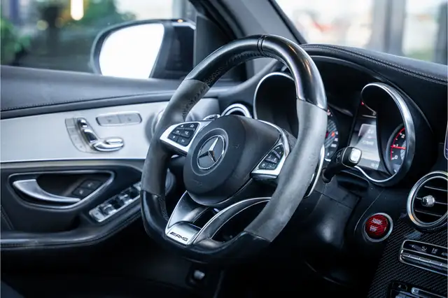 Mercedes-Benz GLC view 11