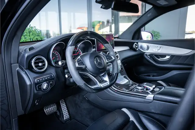 Mercedes-Benz GLC view 8