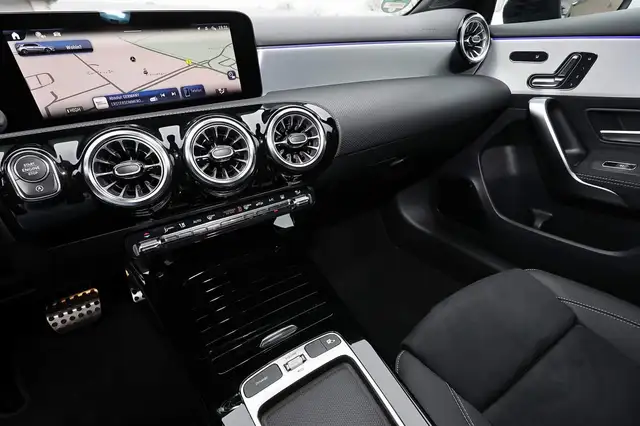 Mercedes-Benz A-Class view 10