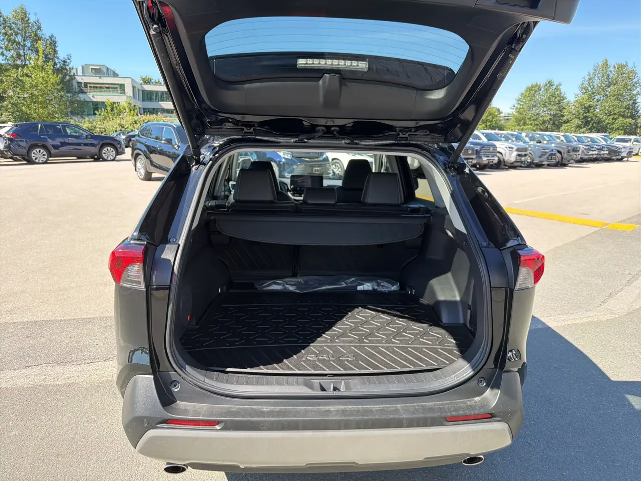 Toyota RAV 4 photo Toyota RAV 4