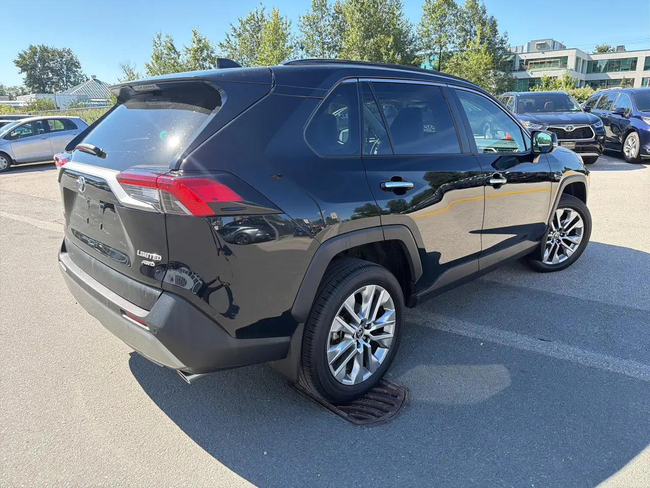 Toyota RAV 4 photo Toyota RAV 4
