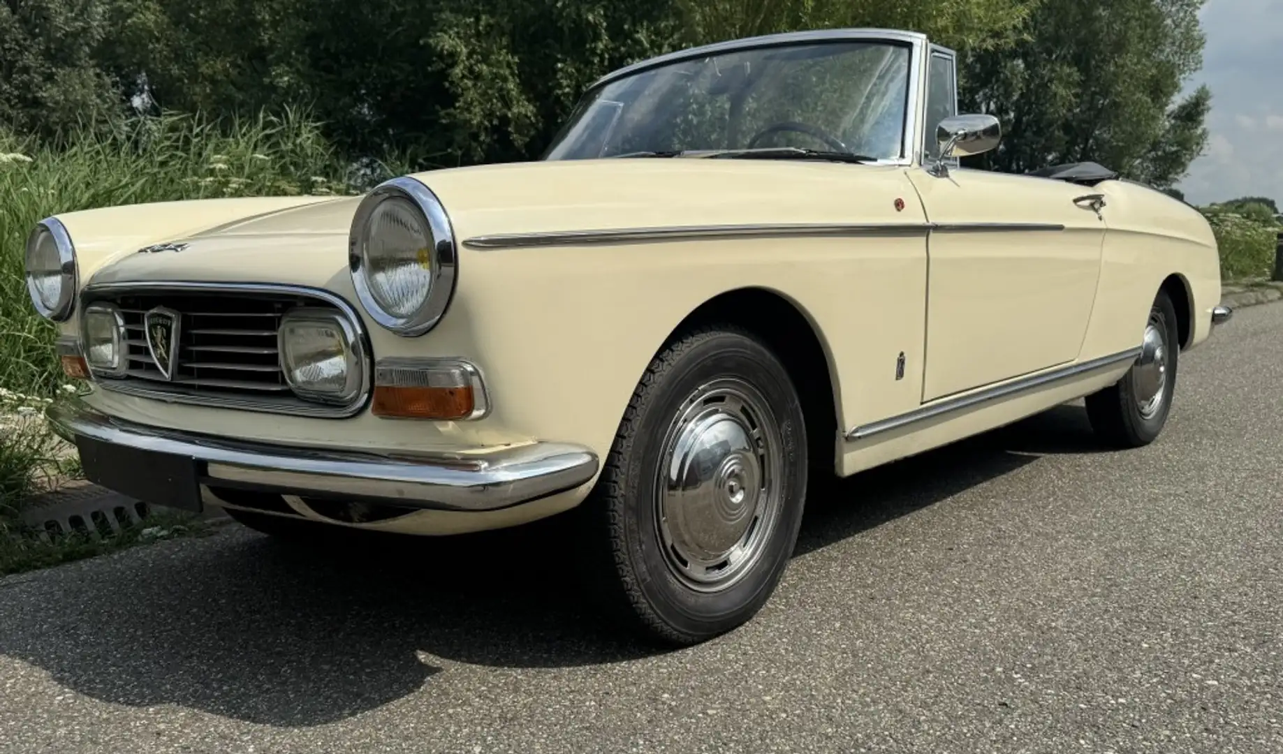 Peugeot 404 Cabriolet Beige - 1