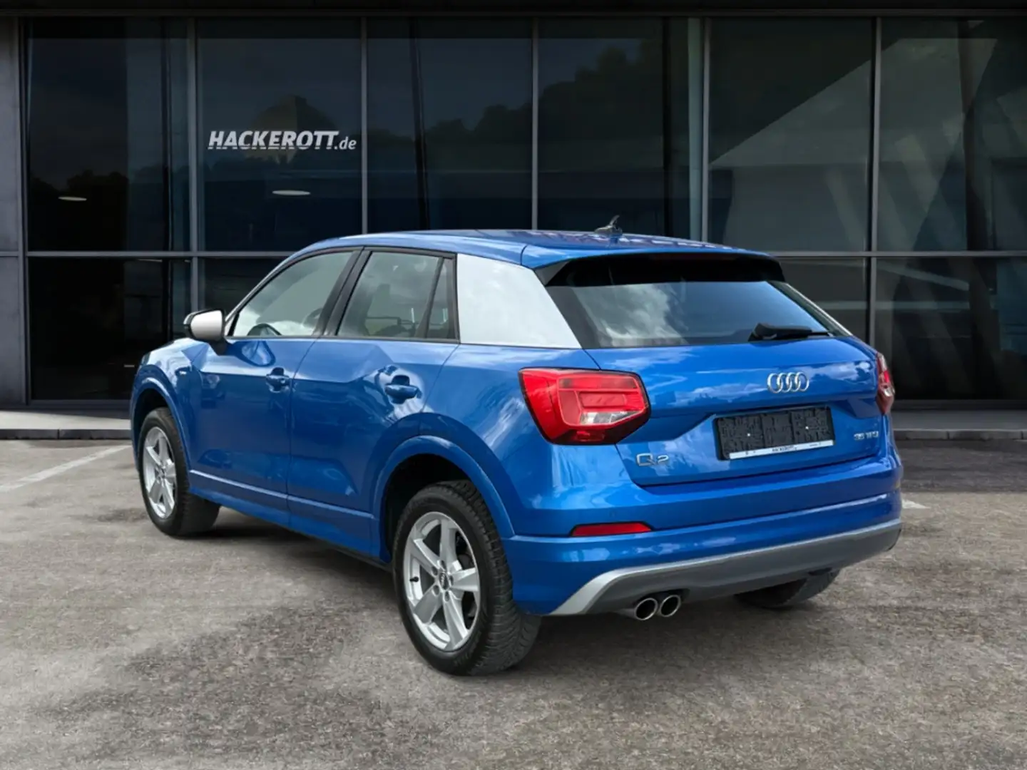Audi Q2 sport 1.5 TFSI DSG S-Line-Exterieur Navi ACC Kessy Blau - 2