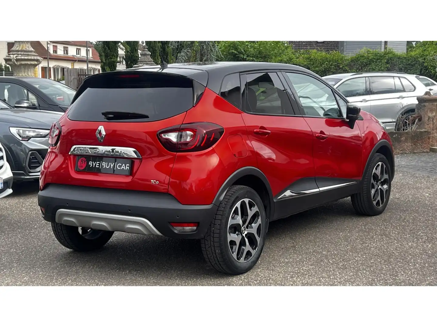 Renault Captur Captur 1.2 Energy TCe - 120  Iridium - GARANTIE 12 Rouge - 2