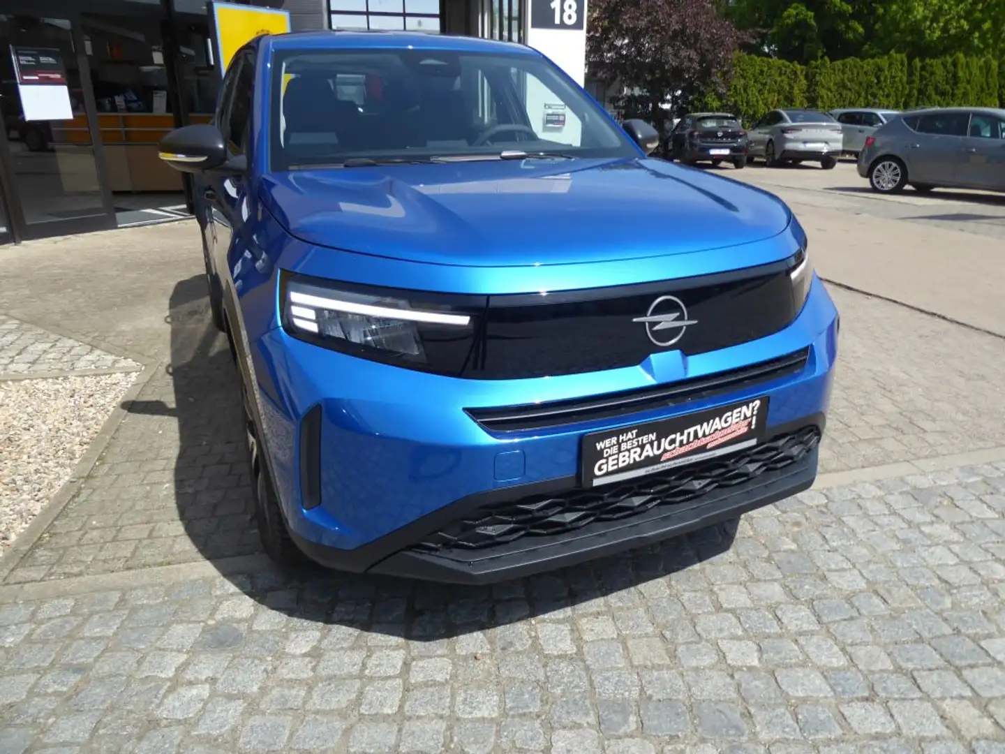 Opel Frontera 1.2 DI Hybrid 48V eDCT Edition (1G) Blau - 2