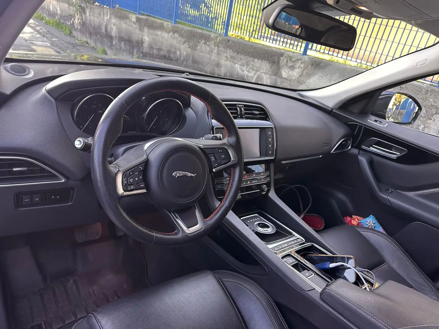 Jaguar F-Pace Pretige Nero - 1