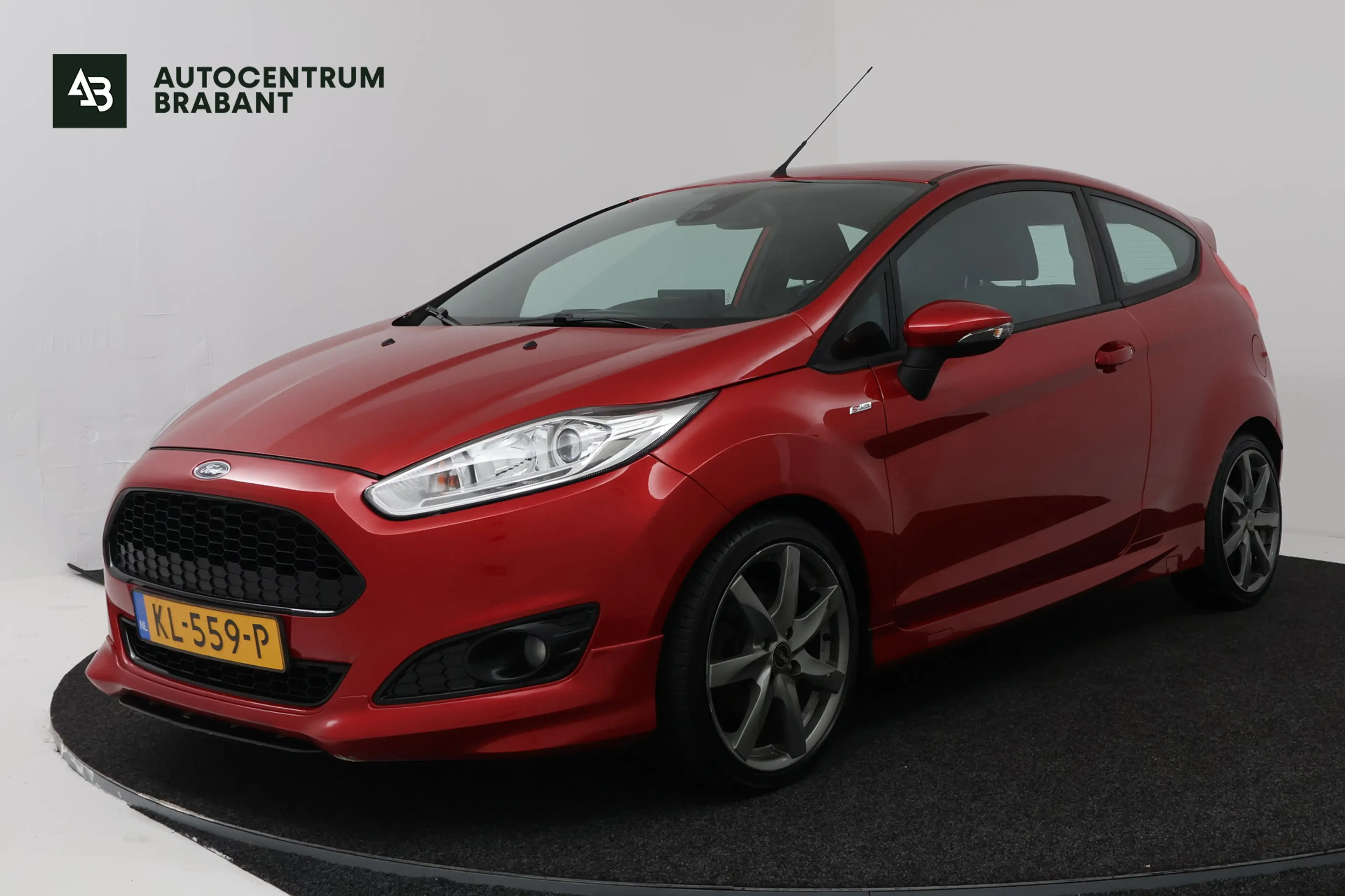 Ford Fiesta 1.0 EcoBoost ST Line (CARPLAY NAVIGATIE, ACHTERUIT