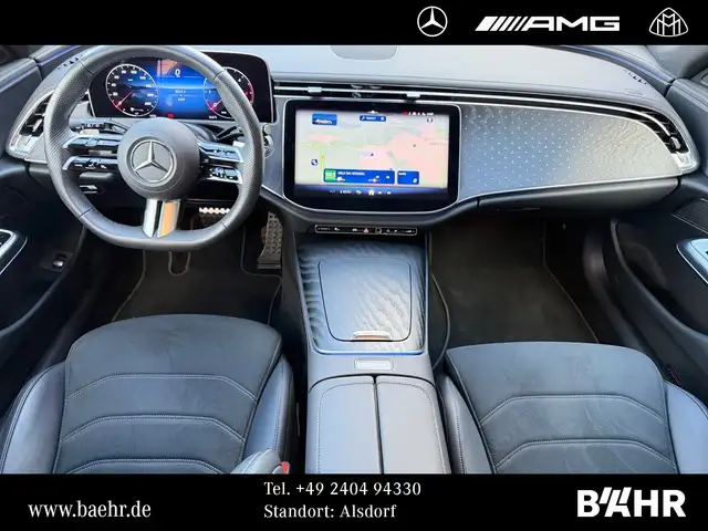 Mercedes-Benz E-Class view 4