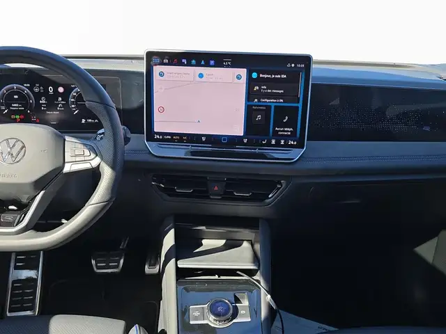 Volkswagen Tiguan view 12