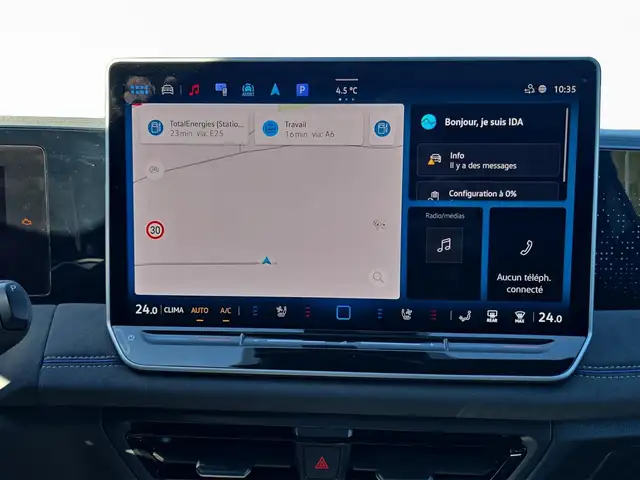 Volkswagen Tiguan view 13