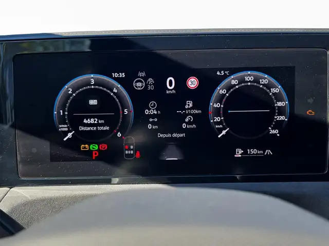 Volkswagen Tiguan view 11