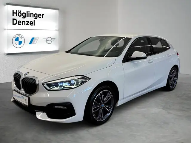 BMW 1 Series view 2